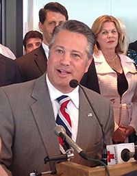 District 4 Broward Commissioner Chip LaMarca announces Mayors Summit