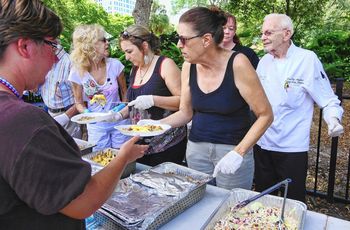 Fort Lauderdale Food Sharing Buffet