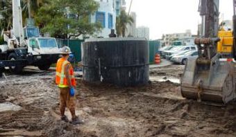 Lift Station on Fort Lauderdale Beach at Riomar Street