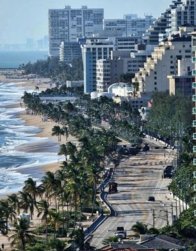 Low Tide reveals thin strip of Fort Lauderdale Beach - Picture by Art Seitz