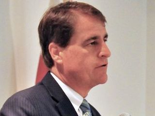 Mayor Jack Seiler