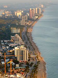 Fort Lauderdales Shrinking Ribbon of Beach