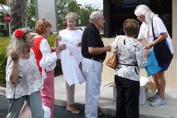 Galt Mile Residents Arrive at Government Center