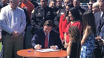 Governor Ron DeSantis signs Texting while Driving Bill