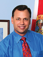 Senate President Tom Lee