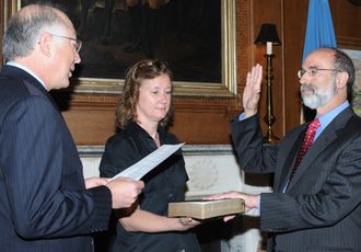 Interior Dept Director Ken Salazar swears in Michael R. Bromwich as BOEMREs new director