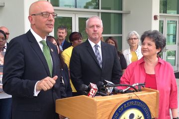 Ted Deutch and Lois Frankel pressure White House