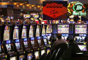 Class III Slots in Hard Rock Hollywood Casino