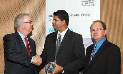 IBM's Jim Corgel recognizes Streeline CEO Zia Yusuf and CTO Mark Noworolski as 2010 Entrepreneur of the Year